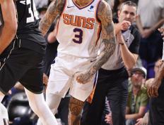 关于西亚卡姆爆冷击败巴塞罗那，绝杀引爆全场！的信息