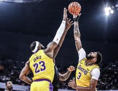 今晚体能课后；洛杉矶湖人状态回暖备战欧联；更衣室稳定；球探报告显示潜力的简单介绍